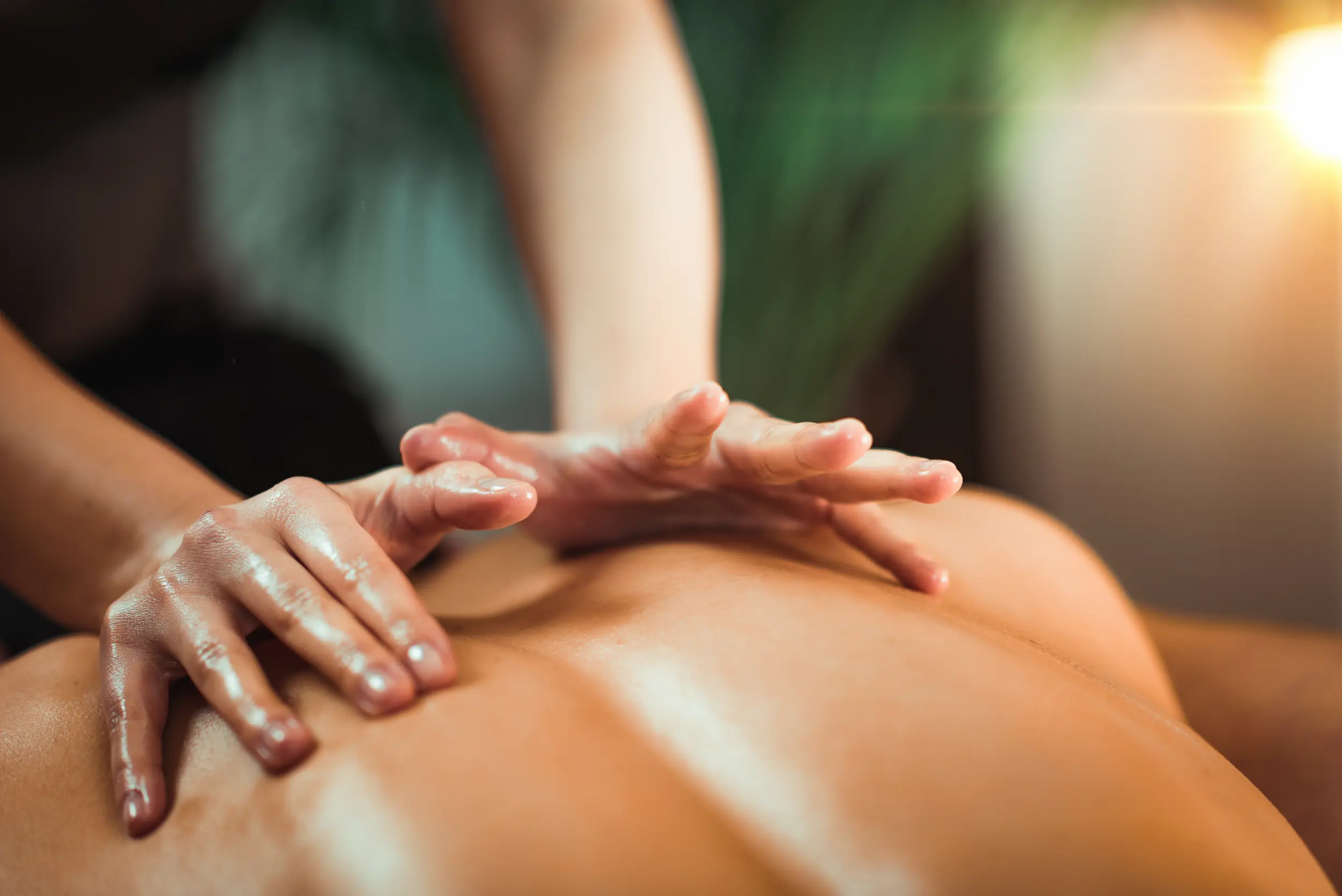 5 Benefits of Thai Massage for Health and Beautiful Skin